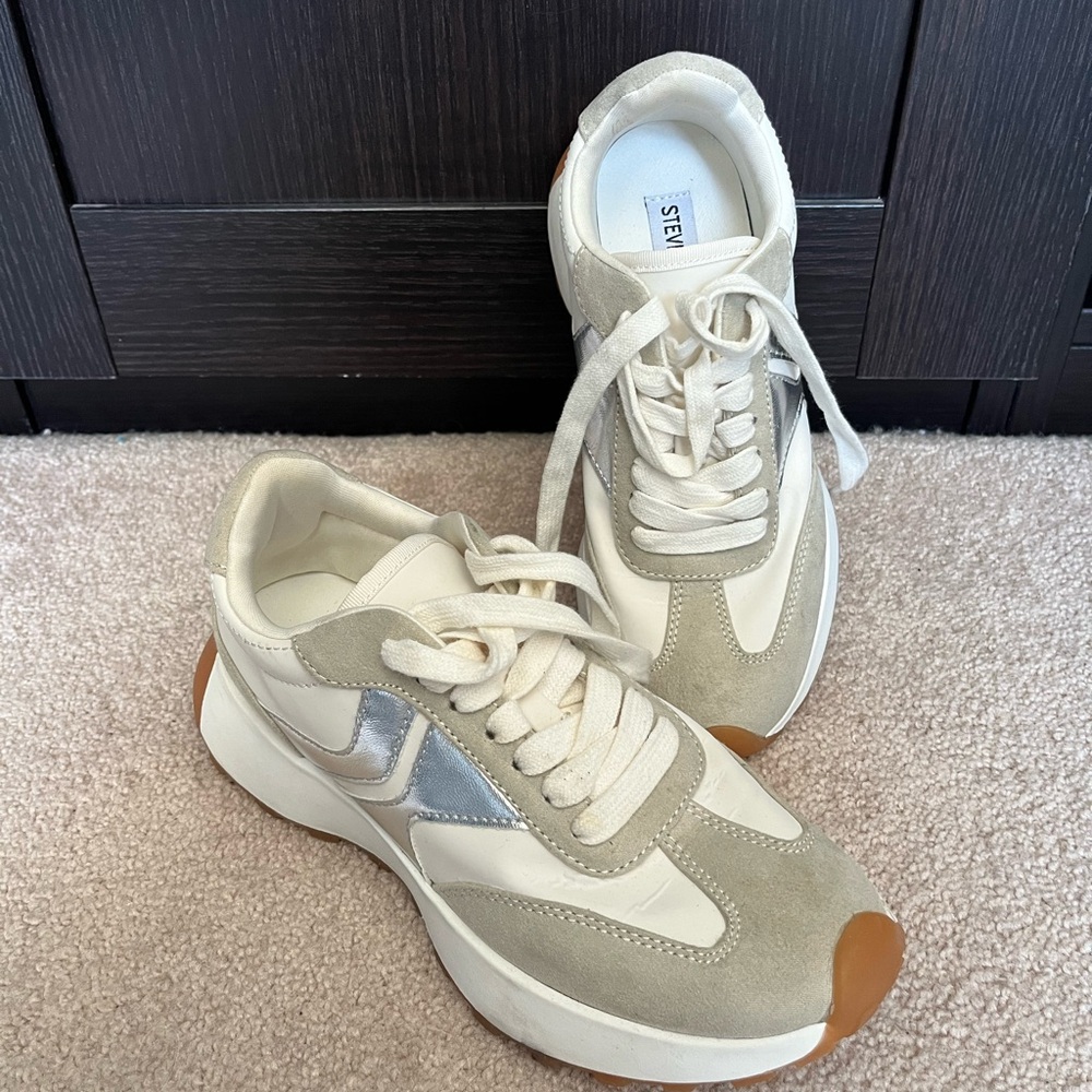 Steve Madden White and Gray Casual Sneakers - worn only once